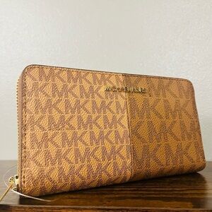Michael Kors Jet Set Medium Phone Wallet Brown MK Logo Leather NWT